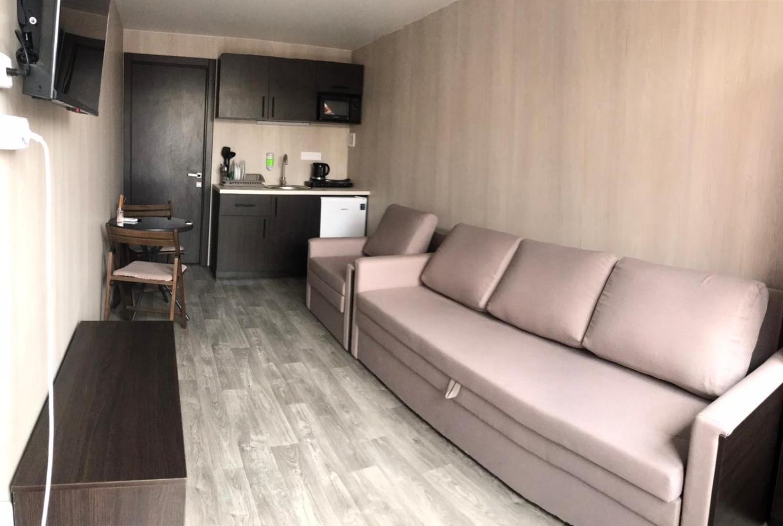 База Відпочинку Шалена Жаба Novomoskovs'k Exterior foto