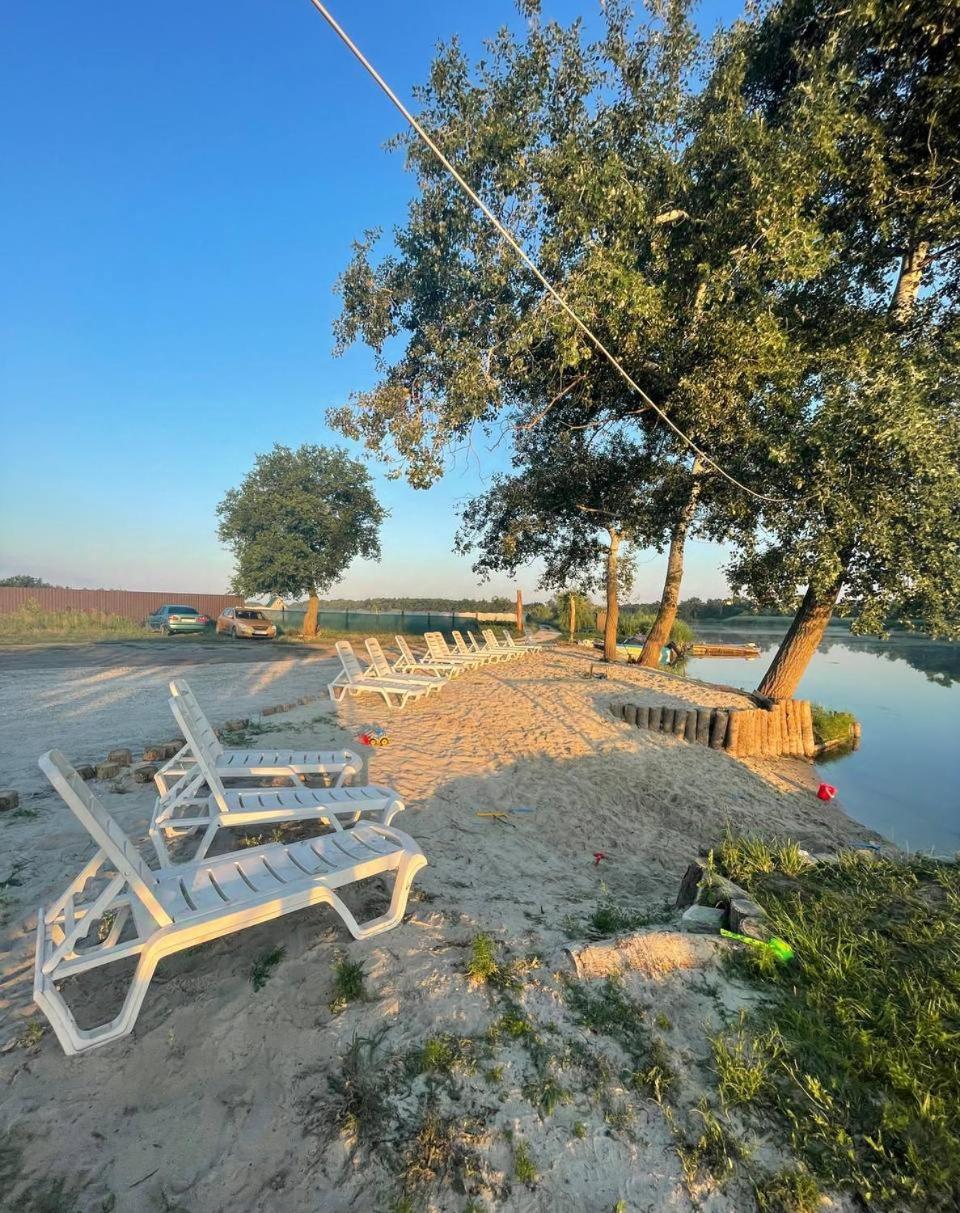 База Відпочинку Шалена Жаба Novomoskovs'k Exterior foto